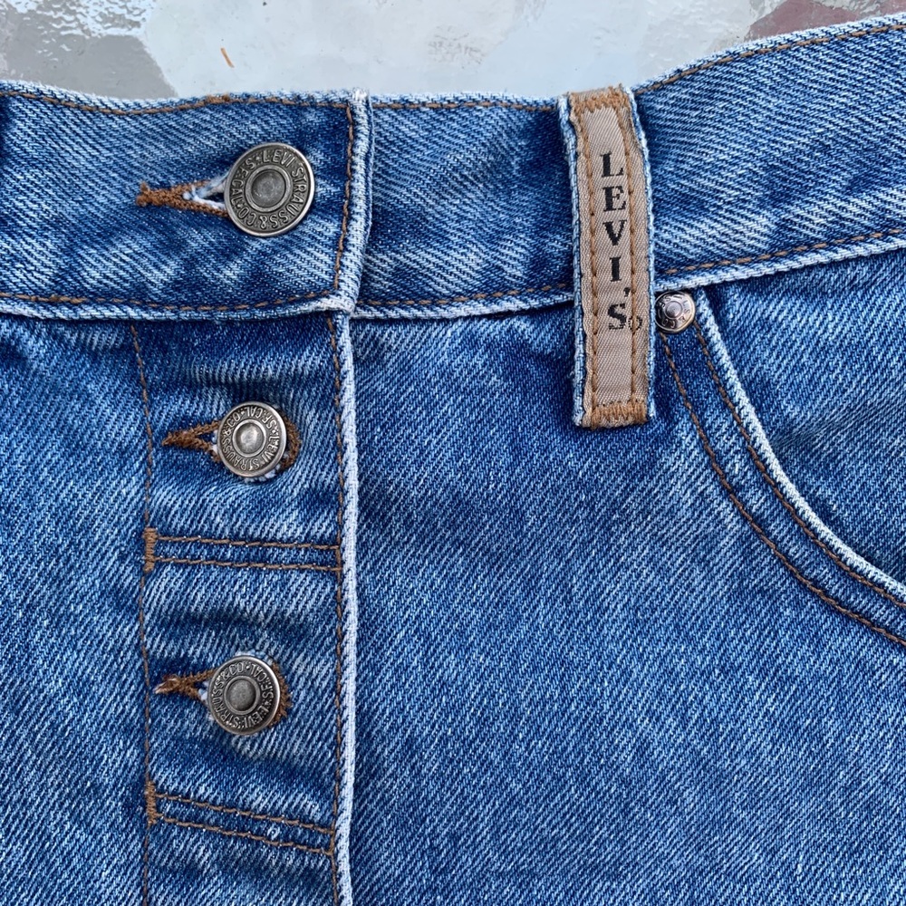 RARE Vintage Levi’s 900 Series Jean Skirt - Picture 4 of 8